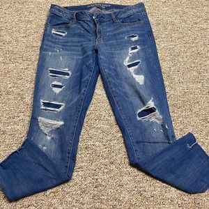 Women American eagle size 14 leggings, very cute design! In great condition!